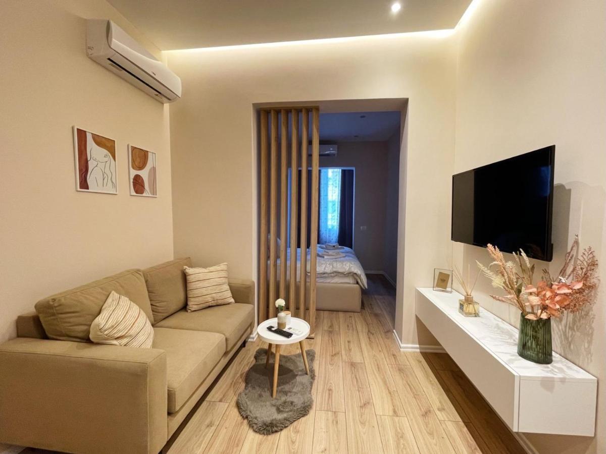 Aj Apartments, Hidden Gem In The Heart Of * Tirana