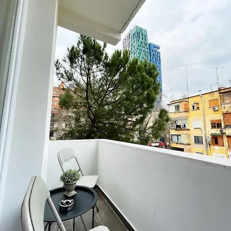 Aj Apartments, Hidden Gem In The Heart Of Tirana Exterior photo