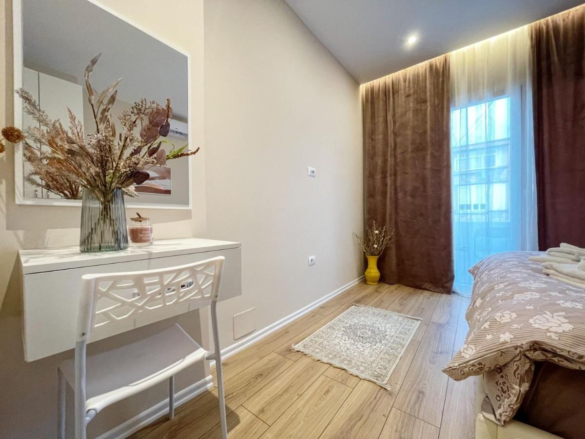 Aj Apartments, Hidden Gem In The Heart Of Apartamento *